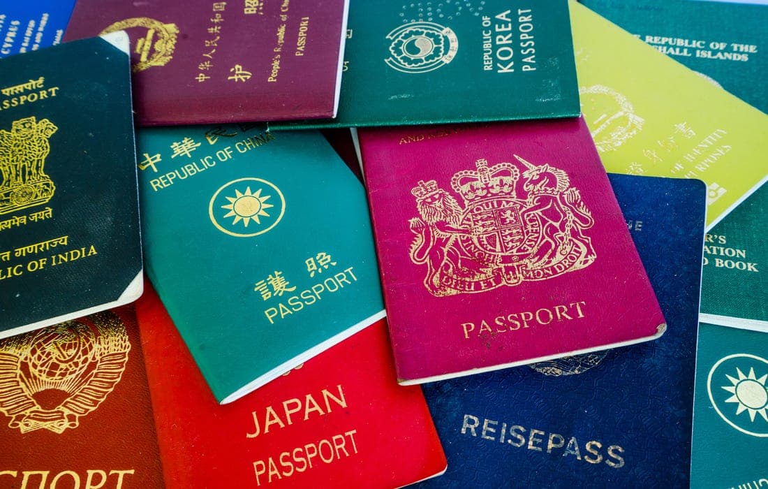Qué pasaportes valen la pena (y cuáles son puro humo)