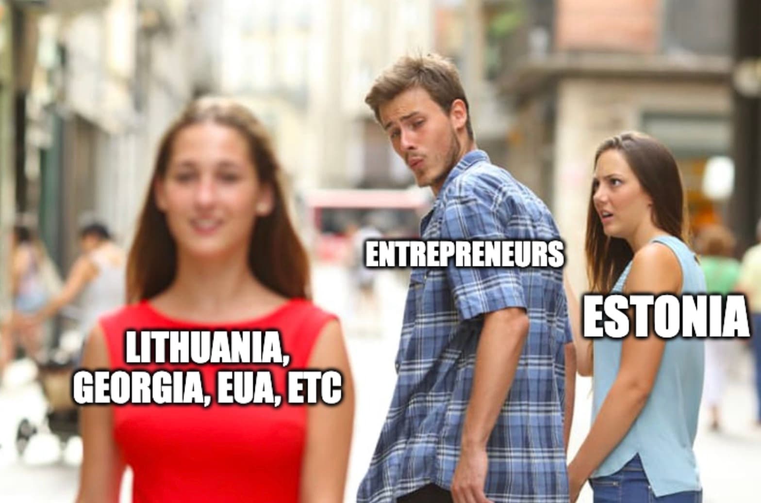 ¿Sigue vivo Estonia?